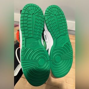 pine green size 11 offwhite dunk's lightly worn (4 wears)